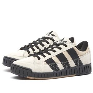 RARE HTF adidas Women's Sneakers in Black and Cream